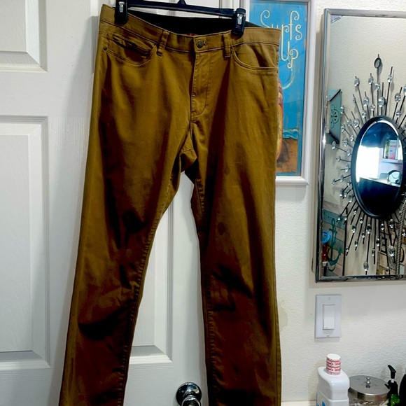 English Laundry Other - PreOwned English Laundry Dress  Up Jeans Classic Fit.